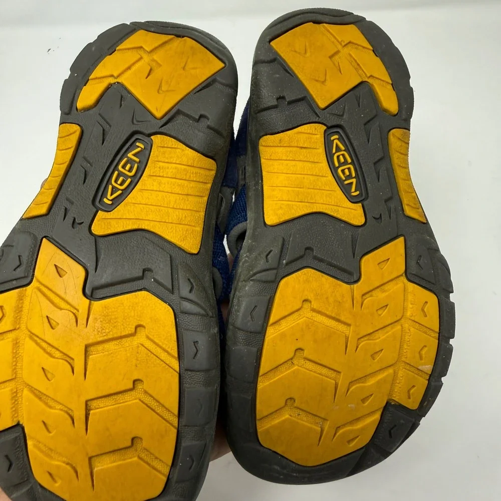 Keen Newport H2 Blue Grey Water Sandals Youth Size 2 1009962 Hiking Shoes
